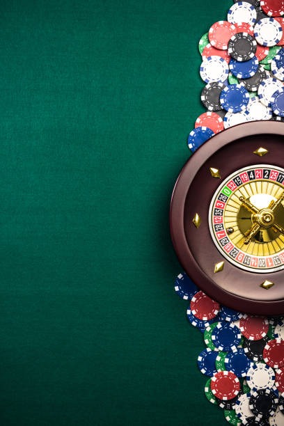 Live-dealer blackjack table at madu777 with multi-camera studio setup showing dealer and game cards